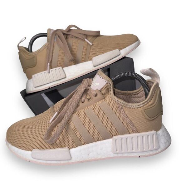 Adidas NMD_R1 Boost Sneakers 'Pale Nude' FW6431 Women's 8.5 - Picture 1 of 12